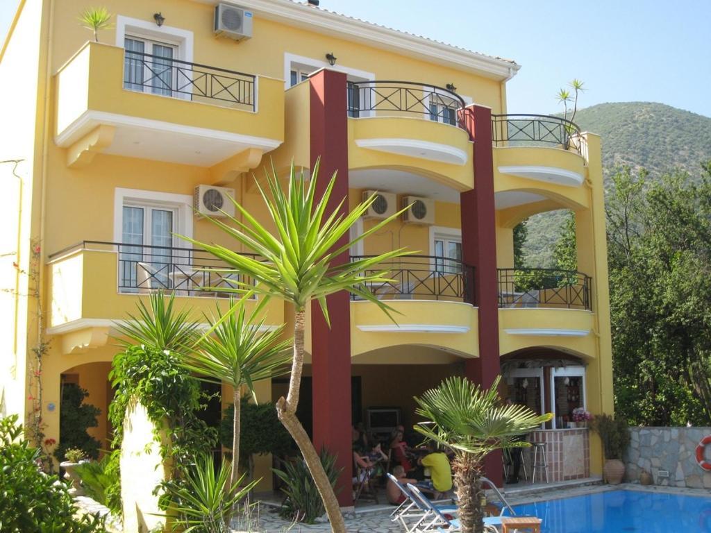Golden Star Lejlighedshotel Nydri  Eksteriør billede